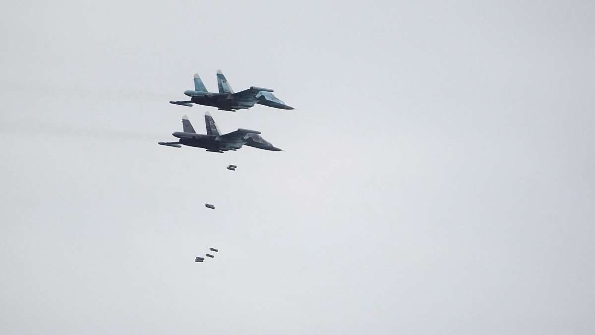 Putins provozierende Bomber-Übung alarmiert baltische Nachbarstaaten