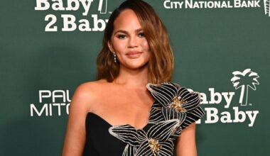 Chrissy Teigen hopes her and pal Meghan, Duchess of…
