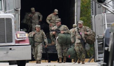 Hegseth touts ‘standards’ after Texas removes troops who did not meet physical requirements following viral photo