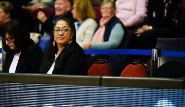 Silver Ferns selector resigns, backs sidelined Taurua: 'World class'