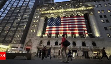 US markets today: Stocks rise led by Nvidia and AI gains; volatility keeps investors cautious