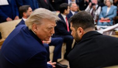 Trump signals hesitation on Tomahawk missiles ahead of Zelenskyy meeting