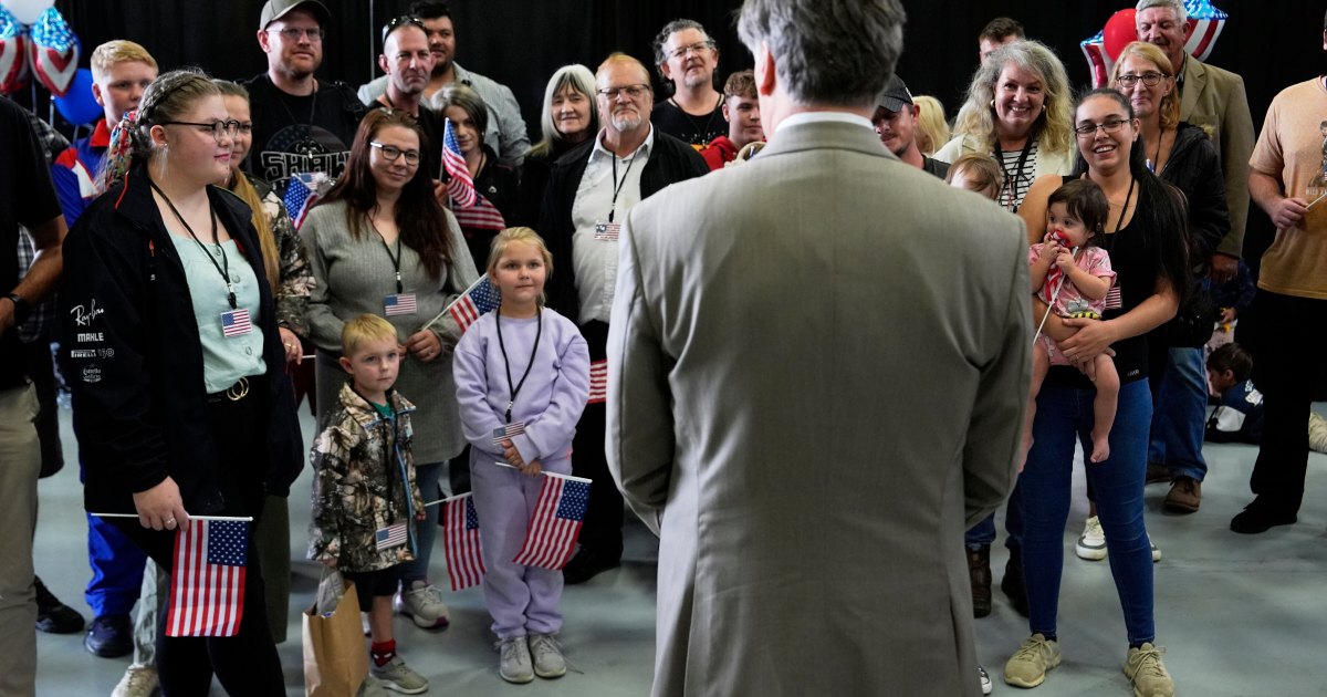 Trump Could Soon Make America’s Refugee Program a Tool for White Nationalism – Mother Jones