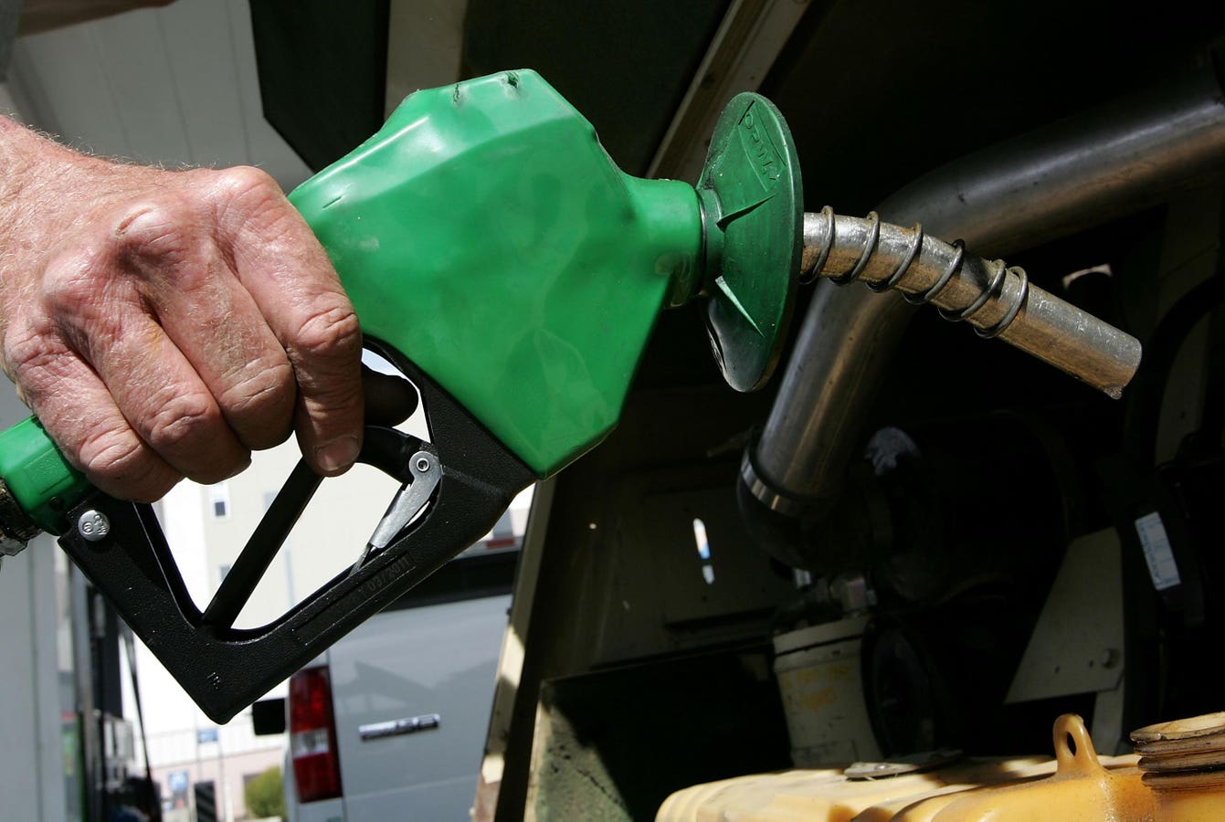 Gas Prices Are Dropping Right Now: Here’s Why