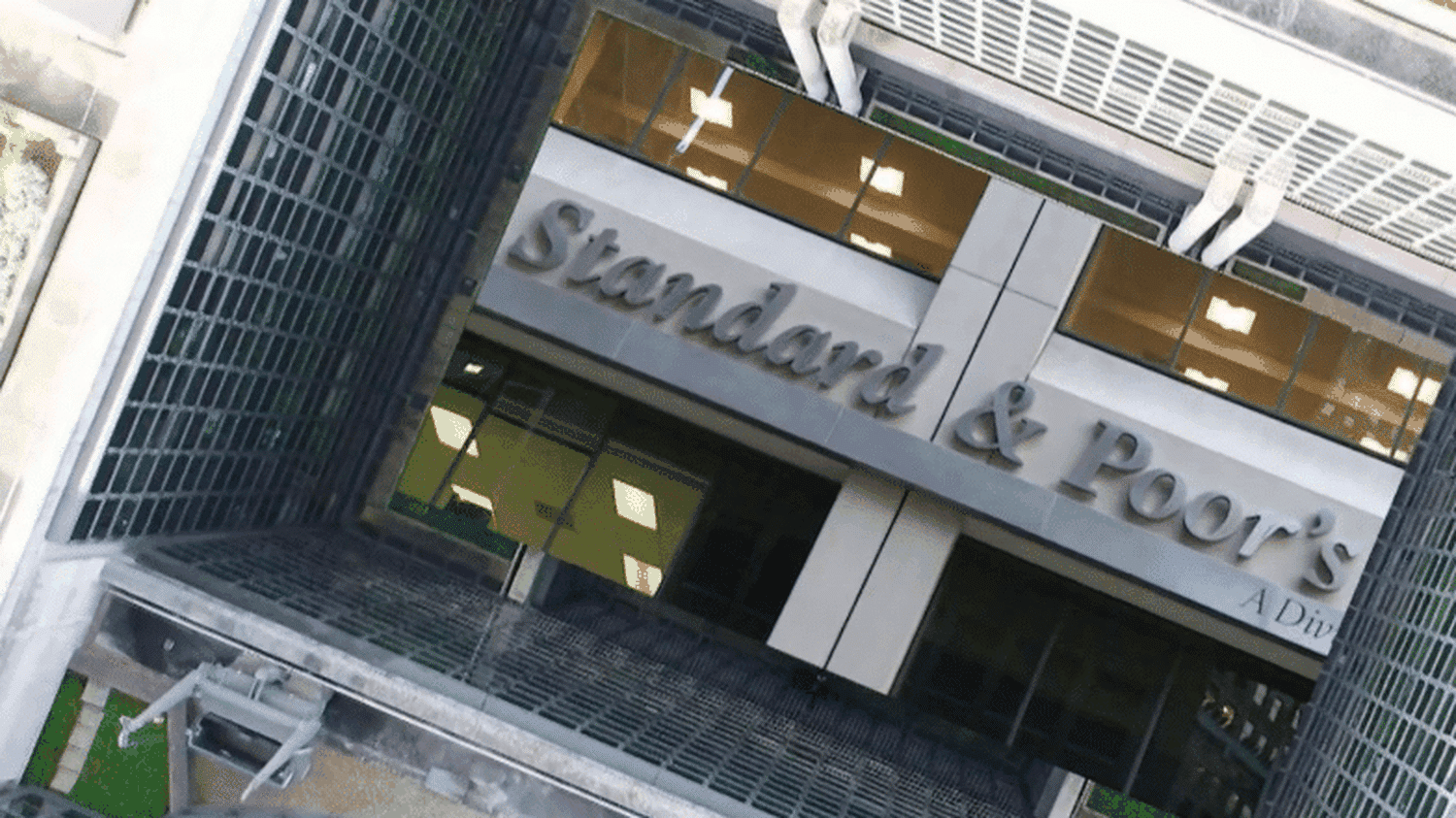 quels efforts demandés aux Français suite à la sanction de S&P ? 