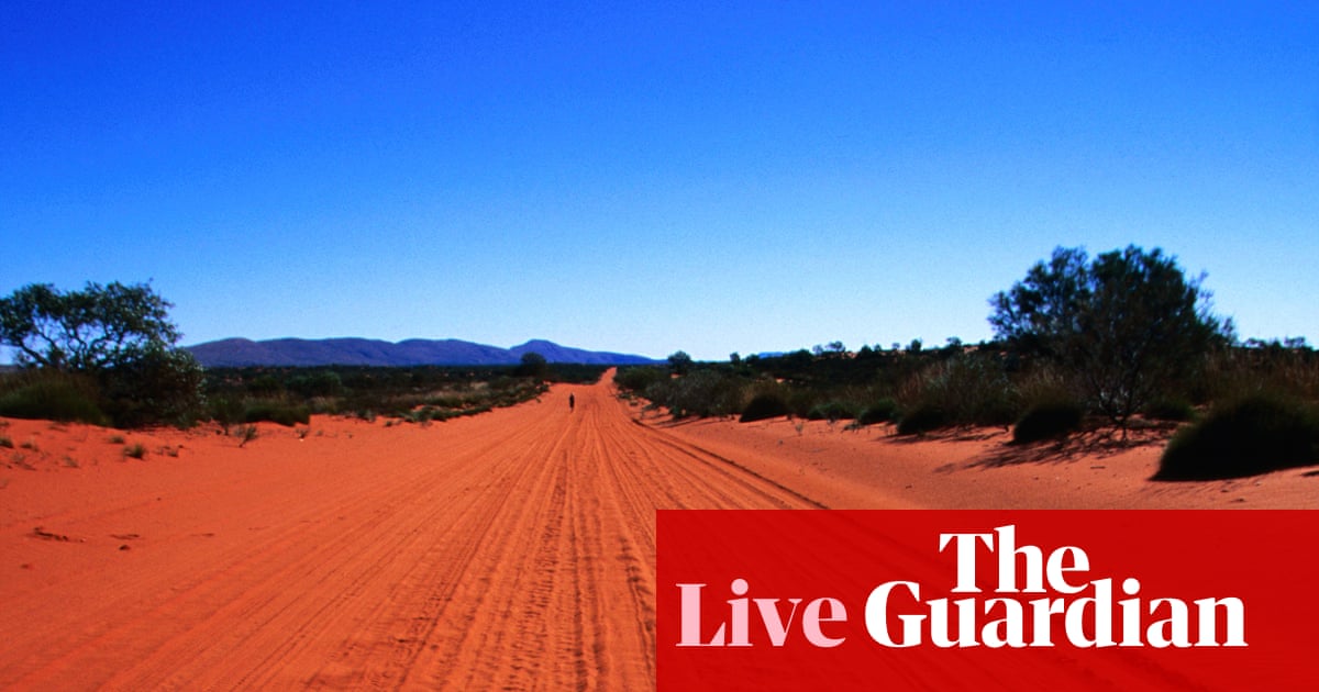 Australia news live: October heat records broken in WA; police use pepper spray on Melbourne protesters | Australia news