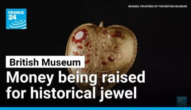 The British Museum tries to raise money to buy Henry VIII gold pendant • FRANCE 24 English