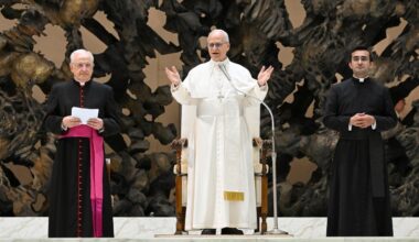 Pope at Jubilee of Roma, Sinti, Travellers: Peace is possible, not only a dream
