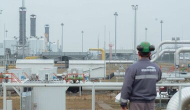 EU set to cut Russian gas to Hungary and Slovakia despite objections