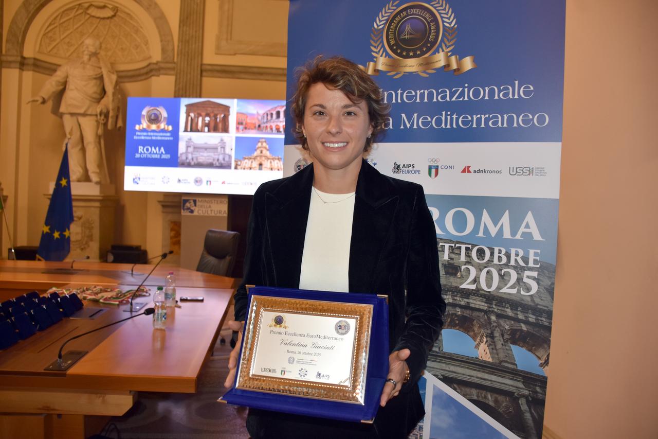 At the ceremony held at the Italian Ministry of Culture, Italian player Valentina Giacinti of the Galatasaray Women’s Football Team also received an award. Rome, Italy, October 20, 2025. (AA Photo)
