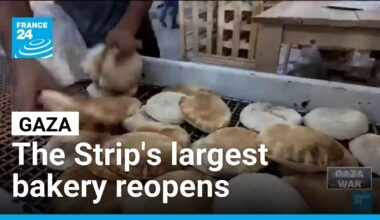 Gaza: a bakery reopens, a lifeline for families on the brink of starvation • FRANCE 24 English