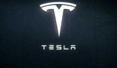 Elon Musk defends $1 trillion pay package, slams opposing advisory firms