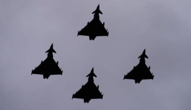 Nato scrambles fighter jets after Russian incursion into Lithuania’s airspace