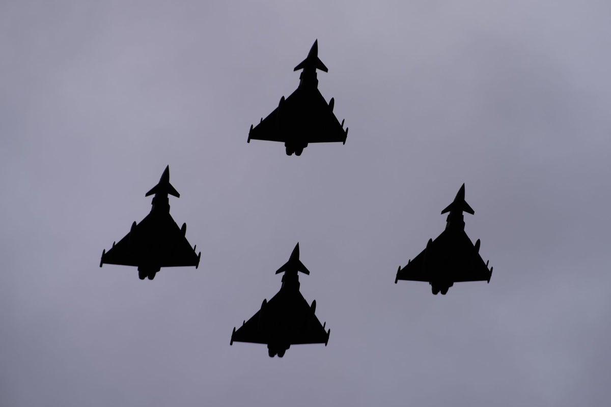 Nato scrambles fighter jets after Russian incursion into Lithuania’s airspace