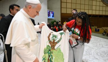 Pope: Popular movements must fill void left by society’s inhuman indifference