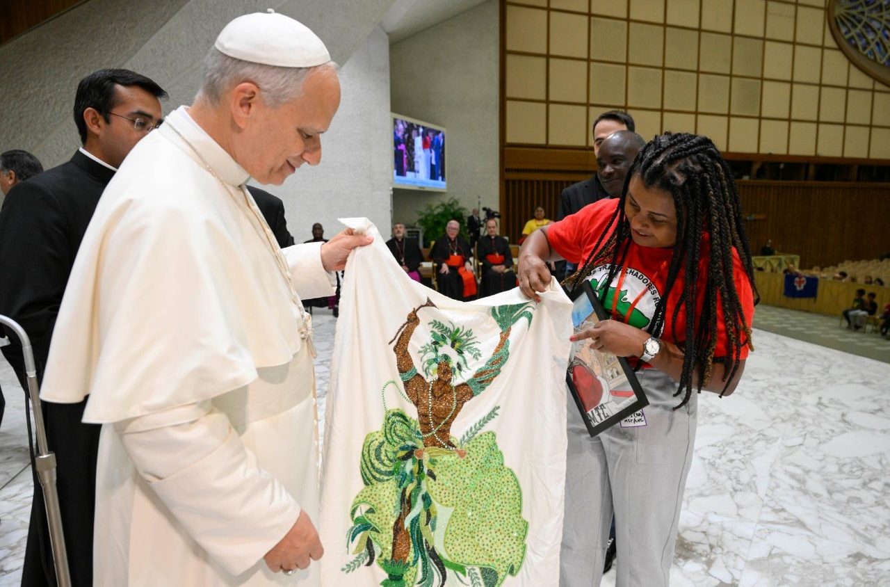 Pope: Popular movements must fill void left by society’s inhuman indifference