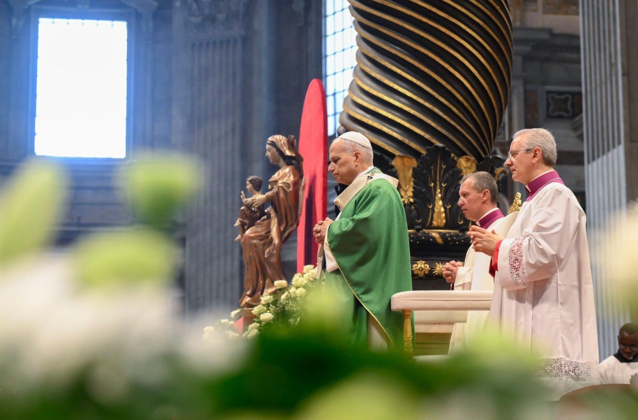 Pope: Let us build a humbler, more welcoming Church