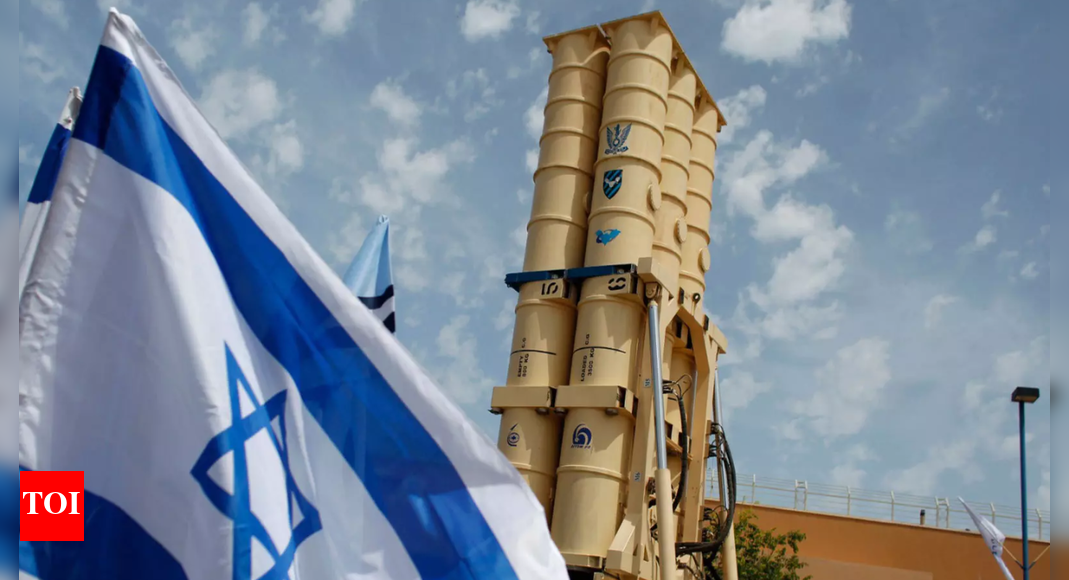 Israel strikes southern Lebanon: IDF kills 2 Hezbollah operatives; linked to smuggling weapons from Syria