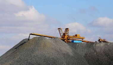 Chinas Rohstoff-Bremse trifft auch Deutschland