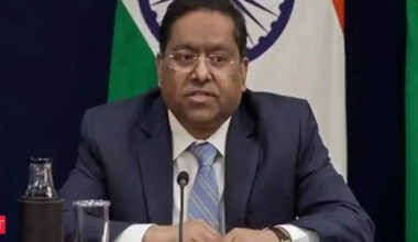 Russian crude buys shaped by global oil market's evolving dynamics: MEA