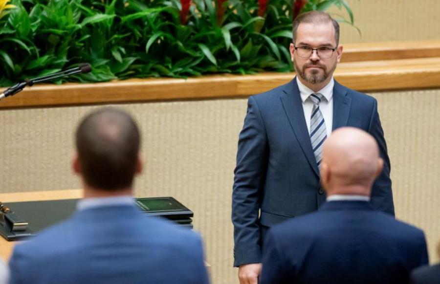 Į krašto apsaugos ministrus socialdemokratai teiks parlamentaro Kauno kandidatūrą