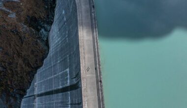 Face au changement climatique, la Suisse doit élargir la mission de ses barrages