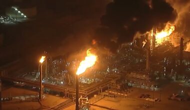 El Segundo Chevron refinery explosion, fire sparks health concerns for some: What to know about air quality