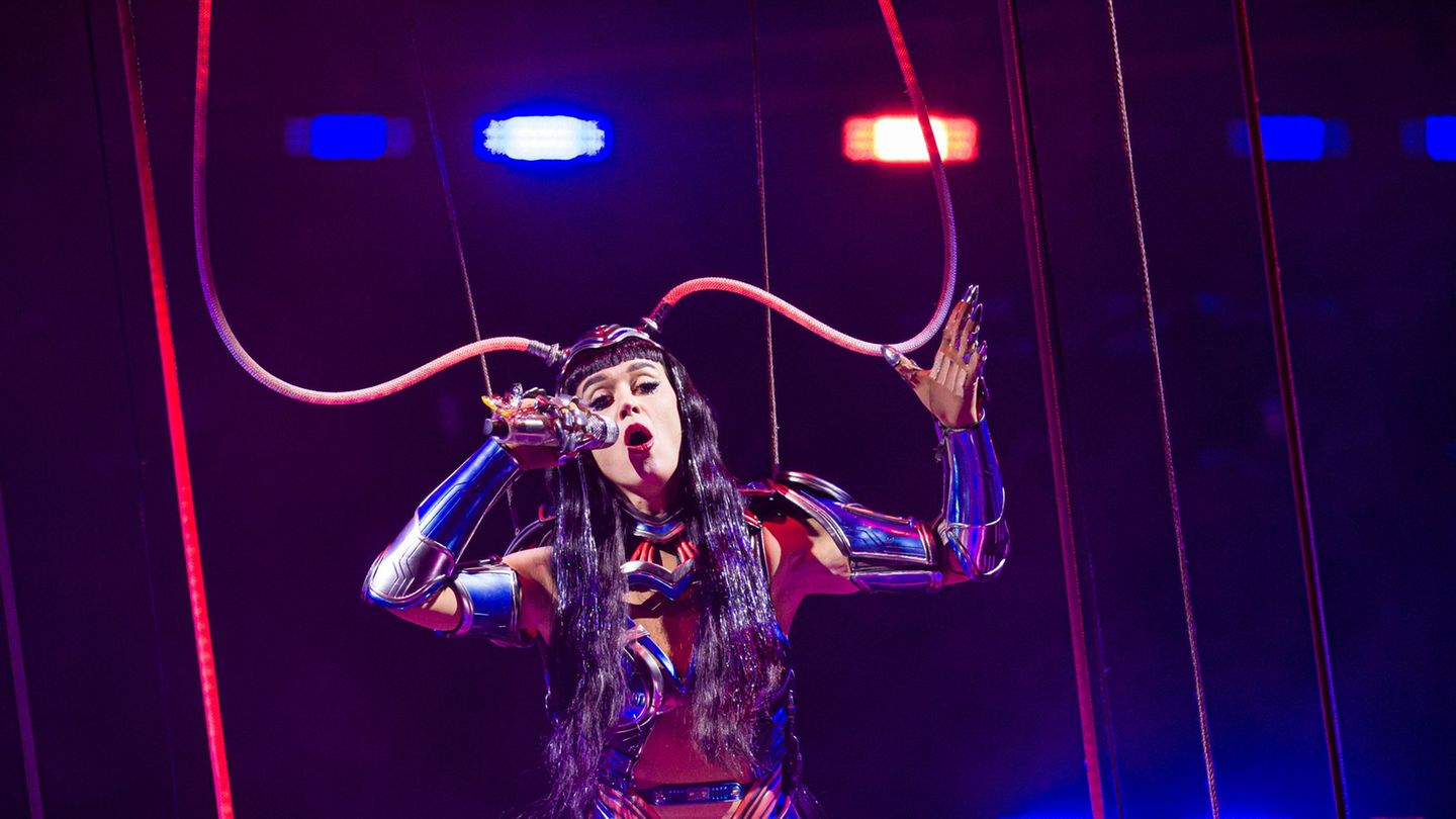 Vier Konzerte der Sängerin sind in Deutschland geplant, nach Perrys Auftritt in Hannovers ZAG-Arena sollen Auftritte in Berlin (