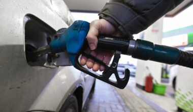 Russia resumes gasoline supplies from Belarus