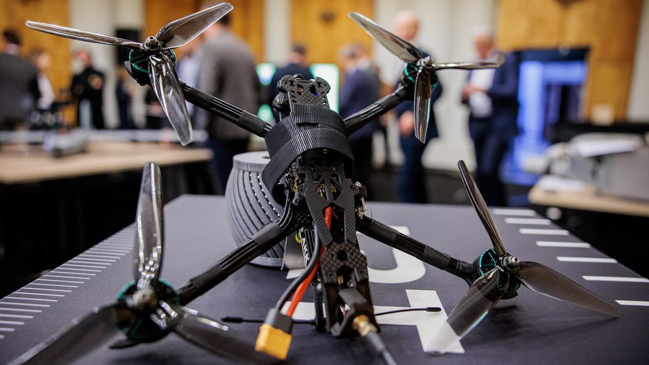EU’s Proposed ‘Drone Wall’ Stalls Over Costs and Coordination