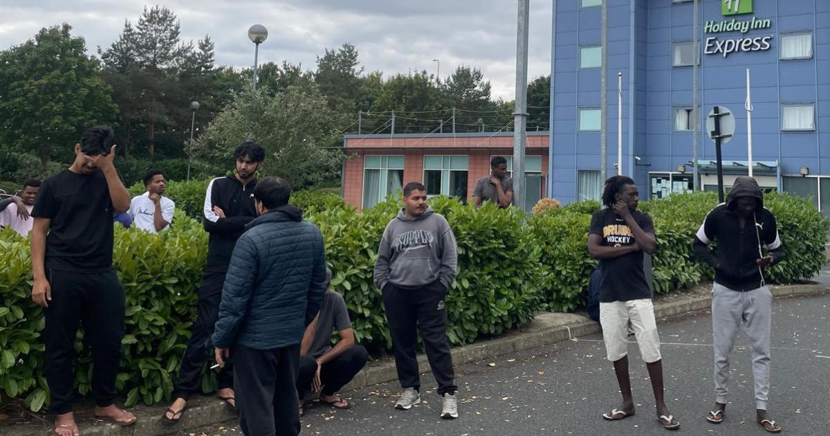 Migrants receive £71k free bus passes in Oxfordshire