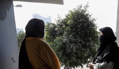 Pakistan Deports Afghan Refugees Awaiting US Resettlement