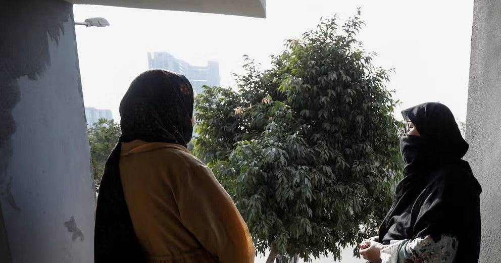 Pakistan Deports Afghan Refugees Awaiting US Resettlement