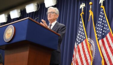 Federal Reserve cuts interest rates by 0.25% for second straight meeting, 2 officials vote against move as shutdown challenges mount