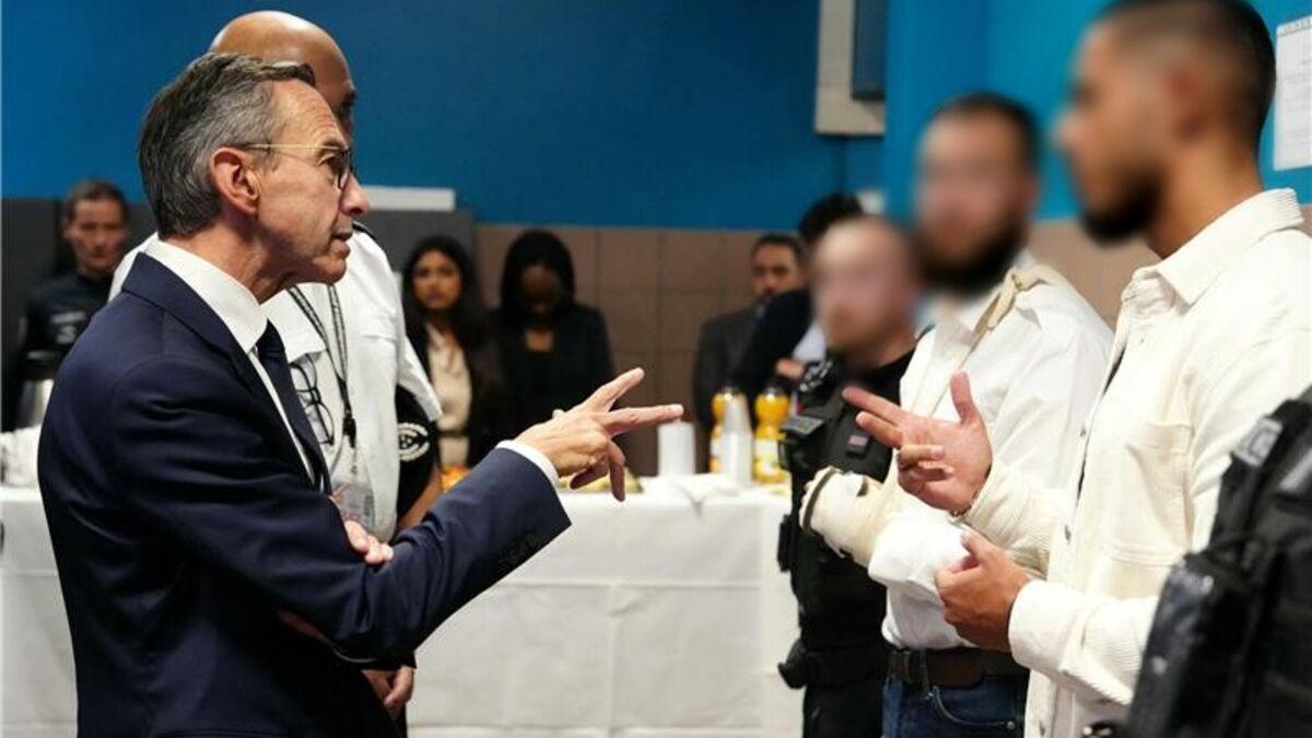 La Courneuve : relaxe pour deux jeunes accusés de violences envers des policiers (les policiers avaient menti)