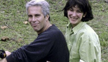 'They were warned': Prison insider suspects massive coverup involving Ghislaine Maxwell
