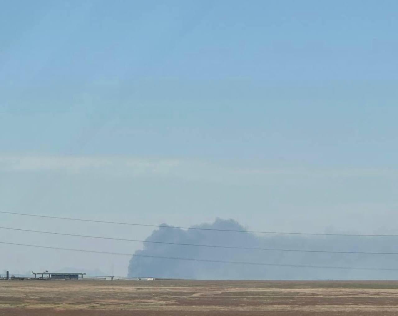 In Feodosia, an oil depot is on fire for the second day. Today, the fire spread to other tanks.