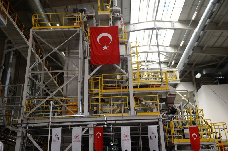 2025/10/2-1759987314.jpg +  Türkiye finds a way to become indispensable to Washington  News about -  Türkiye finds a way to become indispensable to Washington