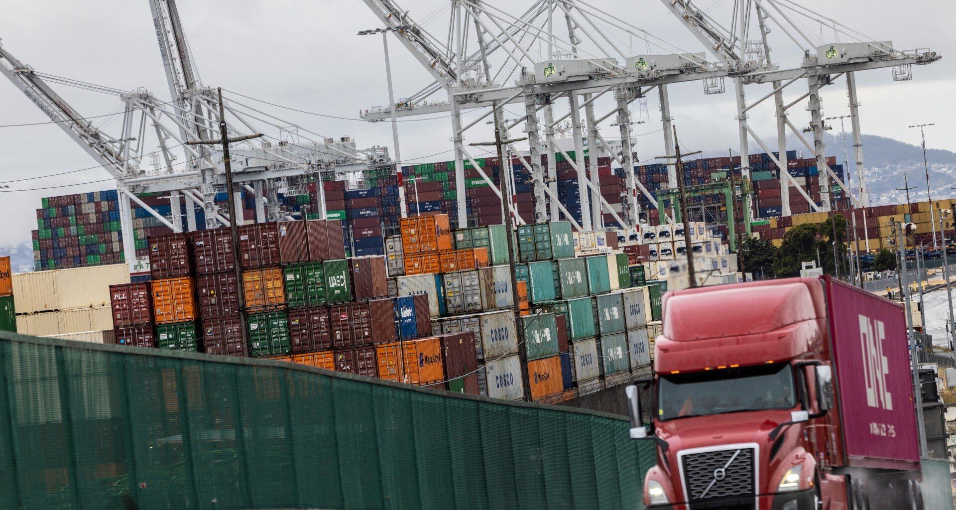 US, China impose port fees: Is a return to all-out trade war imminent? | Business and Economy News