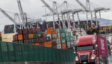 US, China impose port fees: Is a return to all-out trade war imminent? | Business and Economy News