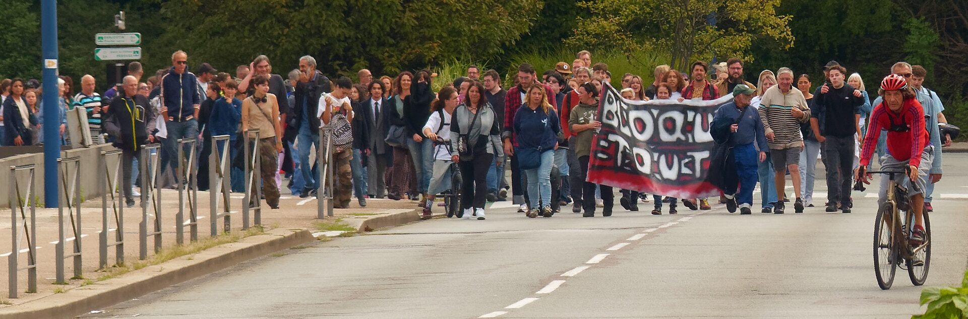 France: New mass movement emerges against government in crisis