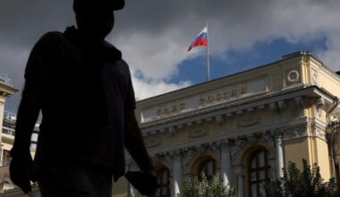 The Cracks in Russia’s War Economy