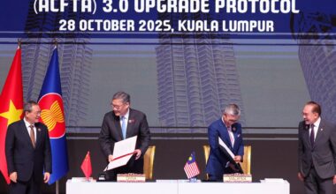 China, ASEAN sign enhanced free trade pact amid Trump tariffs | ASEAN News