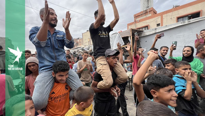 World hails Gaza ceasefire as Palestinians celebrate end to war