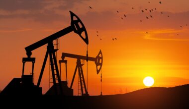 Crude Prices Settle Higher as the Dollar Slips and Stocks Rally