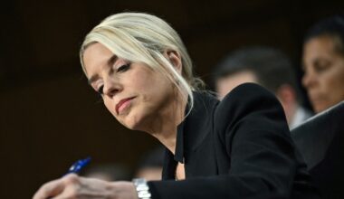 AG Pam Bondi faces Senate grilling; Trump dials up government shutdown pressure