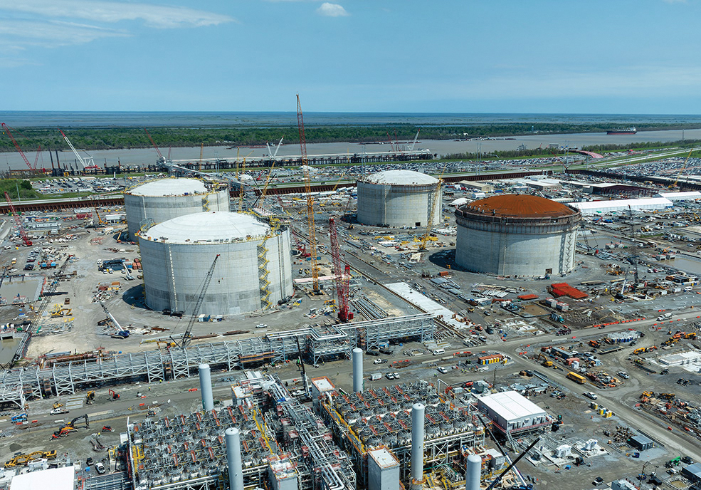 An aerial view of Plaquemines LNG, Venture Global’s export terminal on the west bank of the Lower Mississippi River in Plaquemines Parish, La. (Photo courtesy of Venture Global)