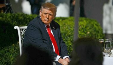 Trump-Putin meeting 'on hold'; Government shutdown enters Day 21