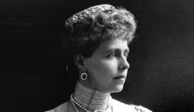 Queen Marie of Romania’s Sapphire Bandeau