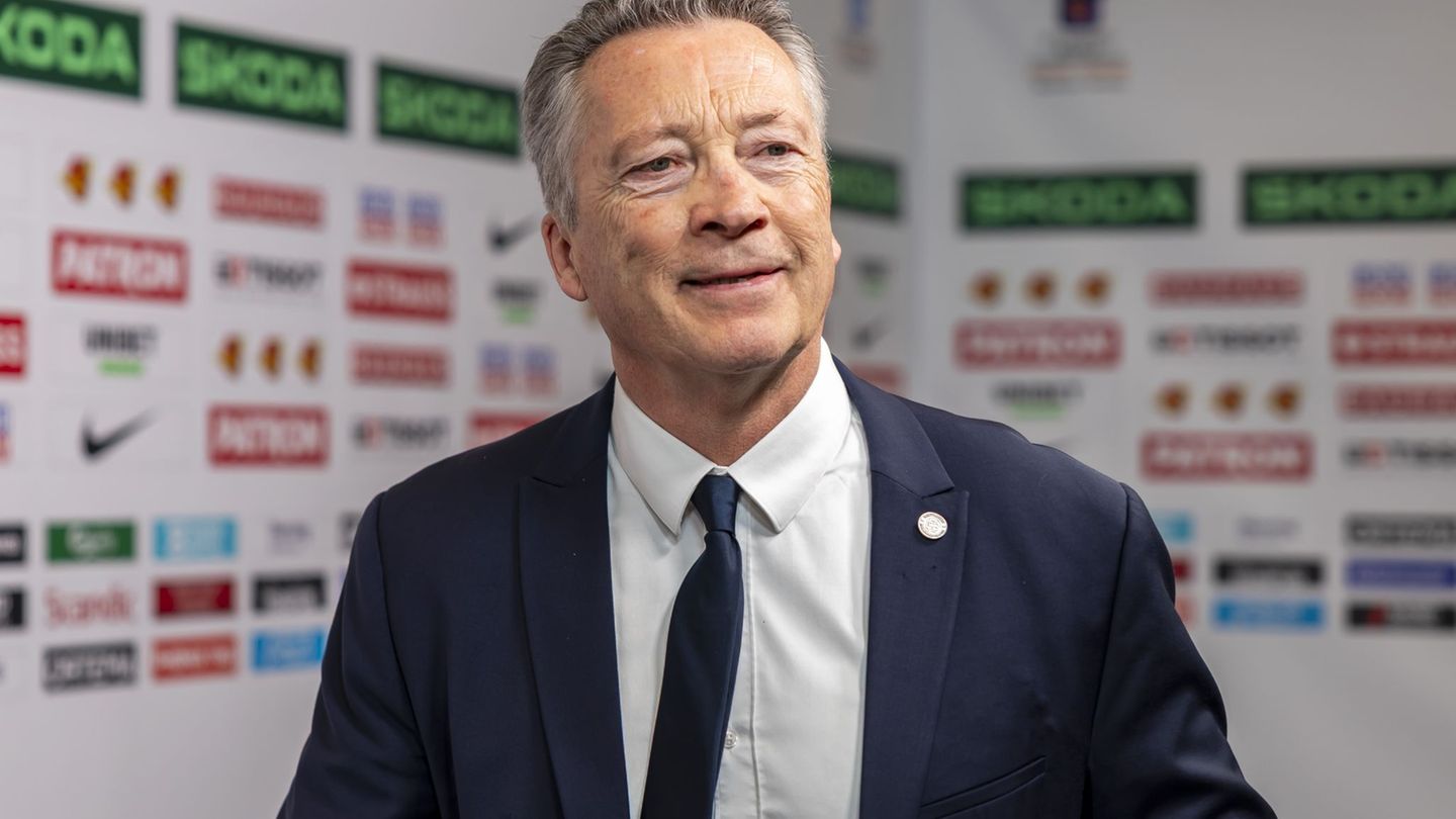 Bundestrainer Harold Kreis hat für den Deutschland Cup einen Top-Kader nominiert. (Archivbild) Foto: Salvatore Di Nolfi/KEYSTONE